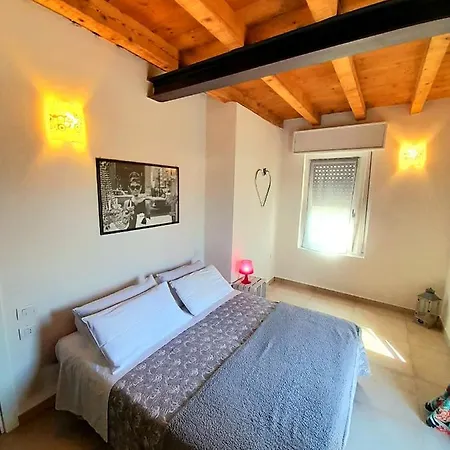 Les Amis Apartamento