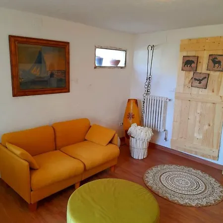 Les Amis Apartment *