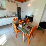 Les Amis Apartment