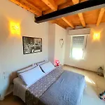 Les Amis Apartment